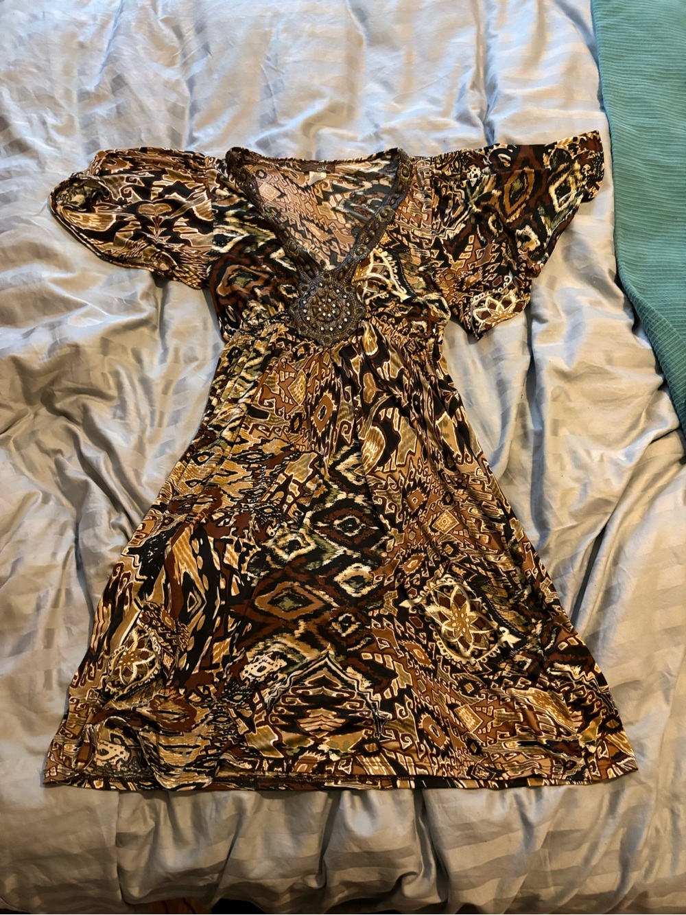 M USA vneck brown and green flouncy stretchy dress jeweled neckline Large L